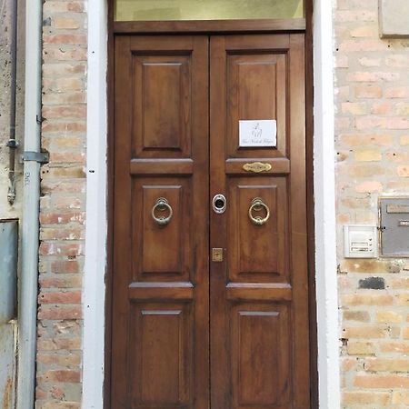 Hotel Traivicolidifoligno Exterior foto
