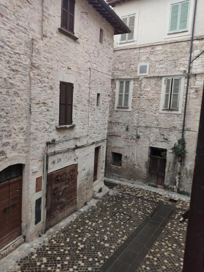 Hotel Traivicolidifoligno Exterior foto